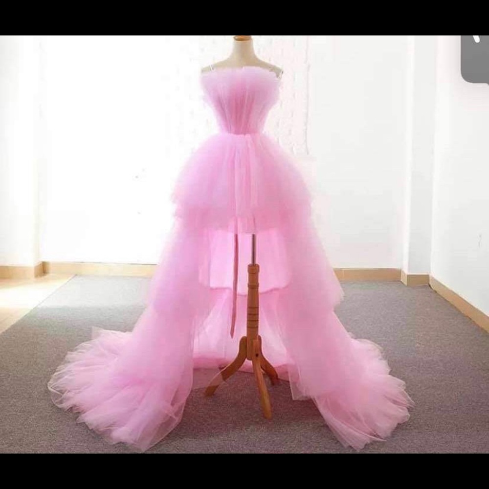 Pretty bridal dress.